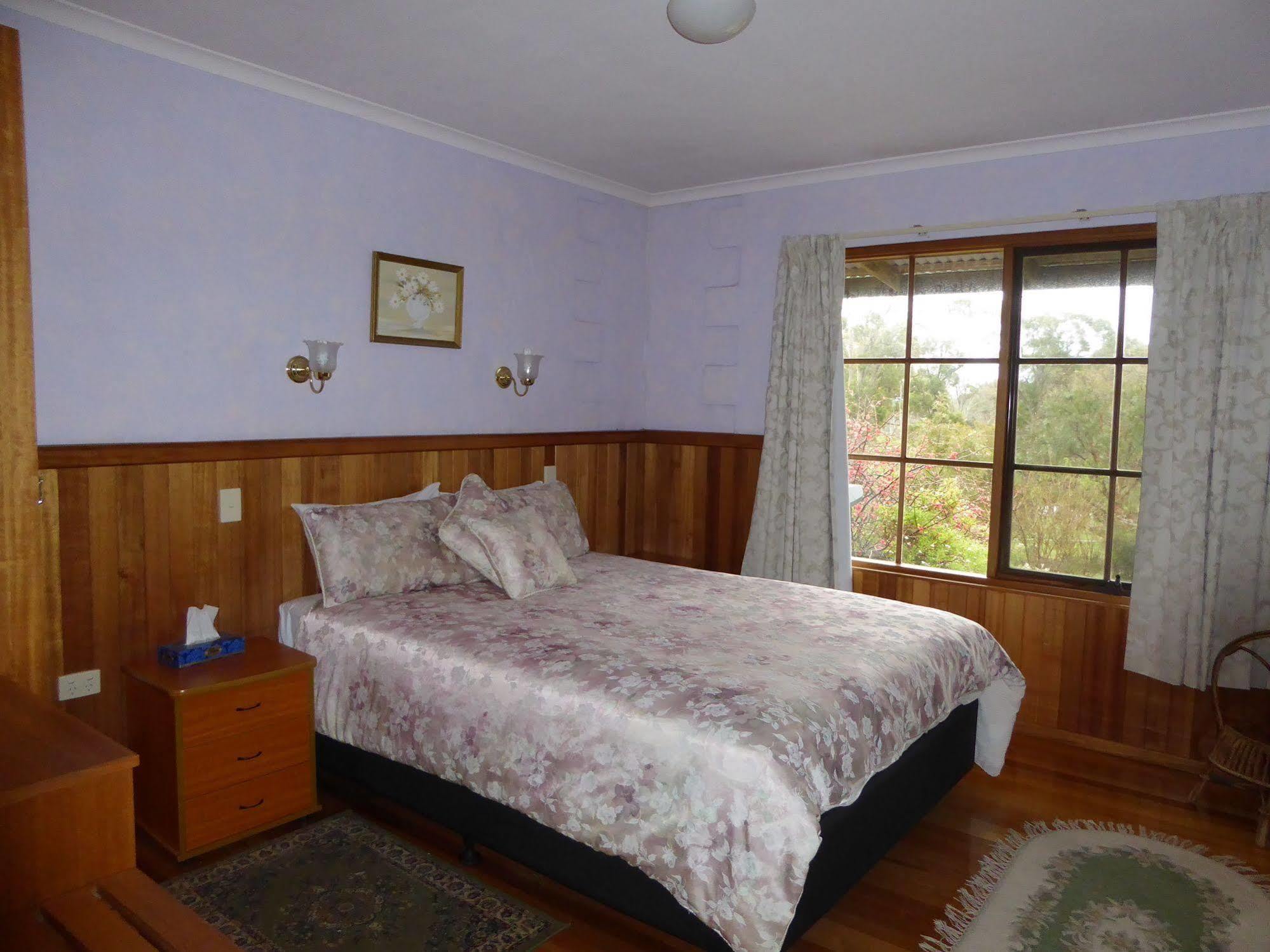 Platypus Park Country Retreat Villa Bridport Exterior photo